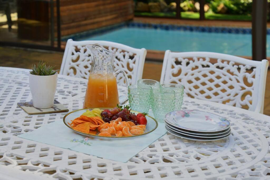 Mawethu Peaceful Garden With Covered Pool And Braai Area Cape Town Bagian luar foto