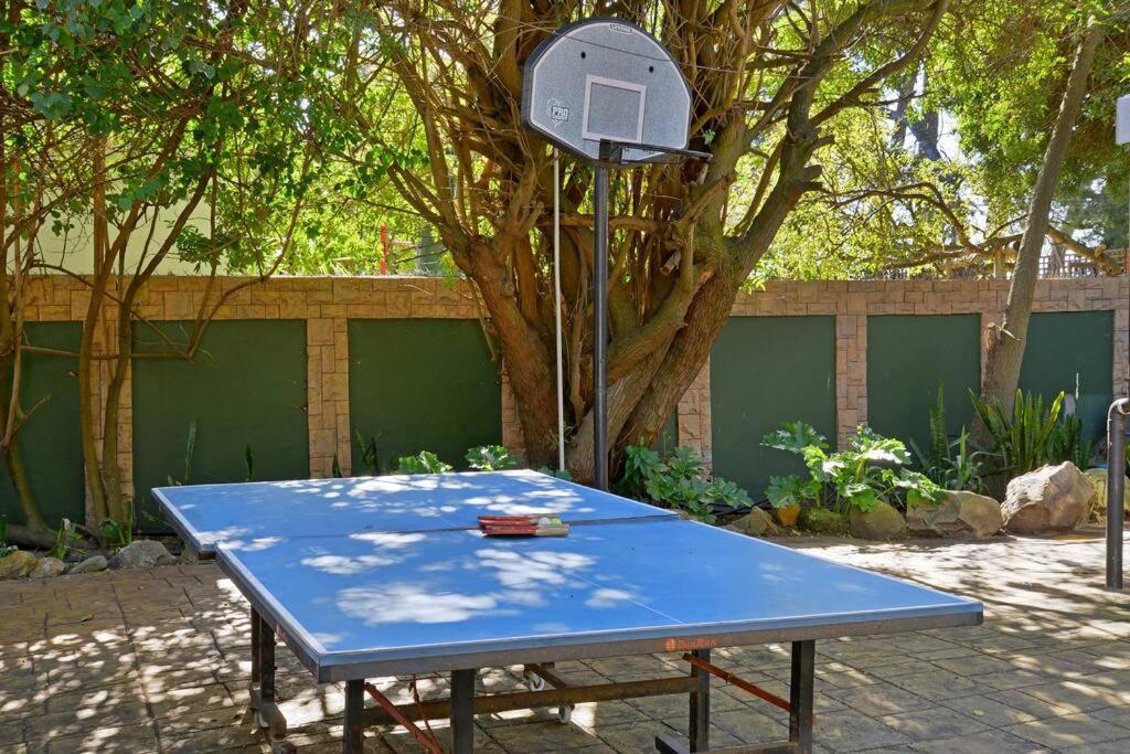 Mawethu Peaceful Garden With Covered Pool And Braai Area Cape Town Bagian luar foto