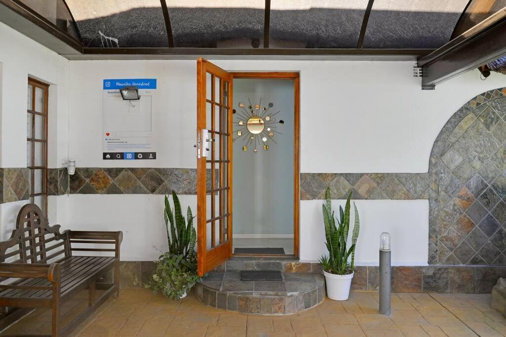 Mawethu Peaceful Garden With Covered Pool And Braai Area Cape Town Bagian luar foto